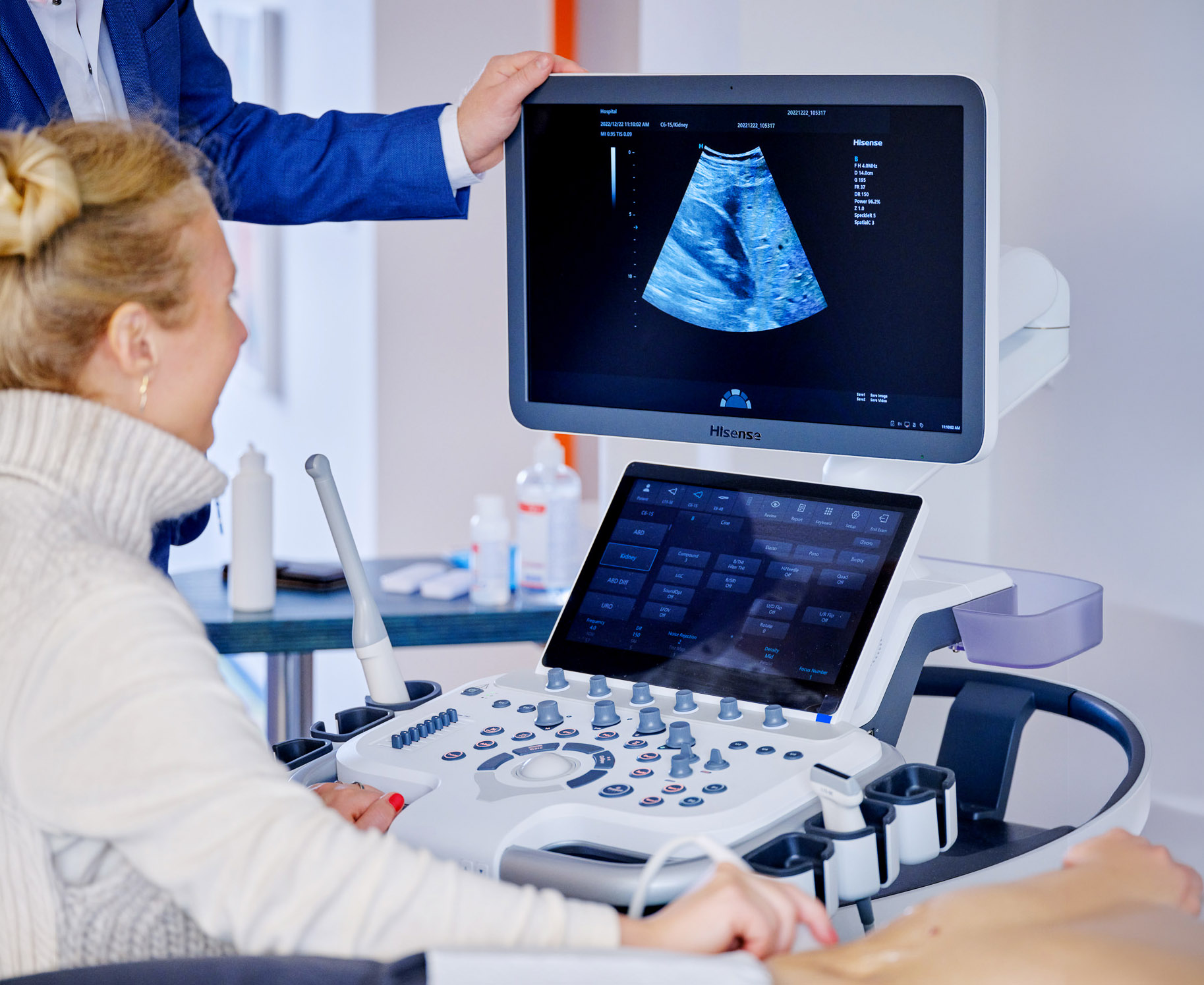 SONOWELT Ultraschallgerät Showroom-Aufnahme